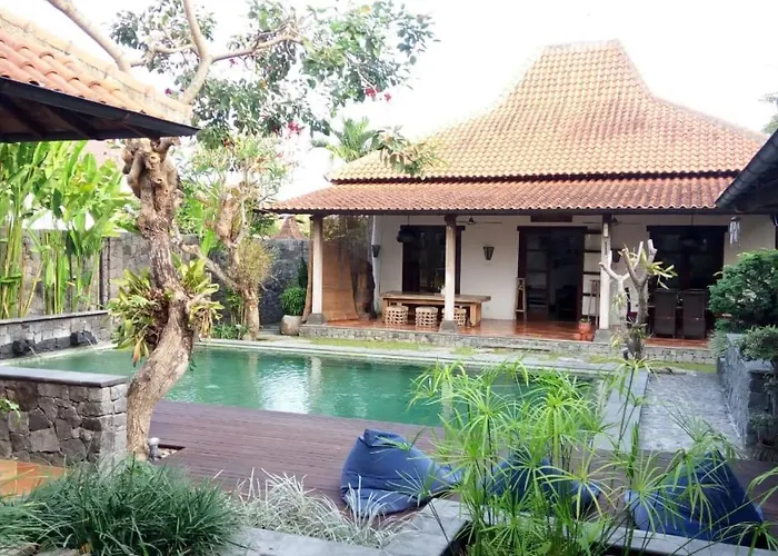 Villa Aquin Surakarta 